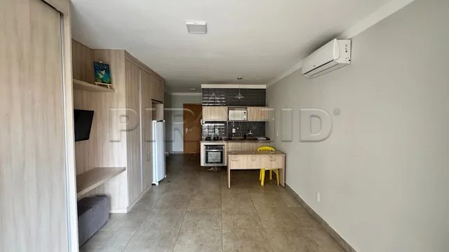 Alugar Apartamento / Padr&atilde;o em Ribeir&atilde;o Preto R$ 1.600,00 - Foto 5