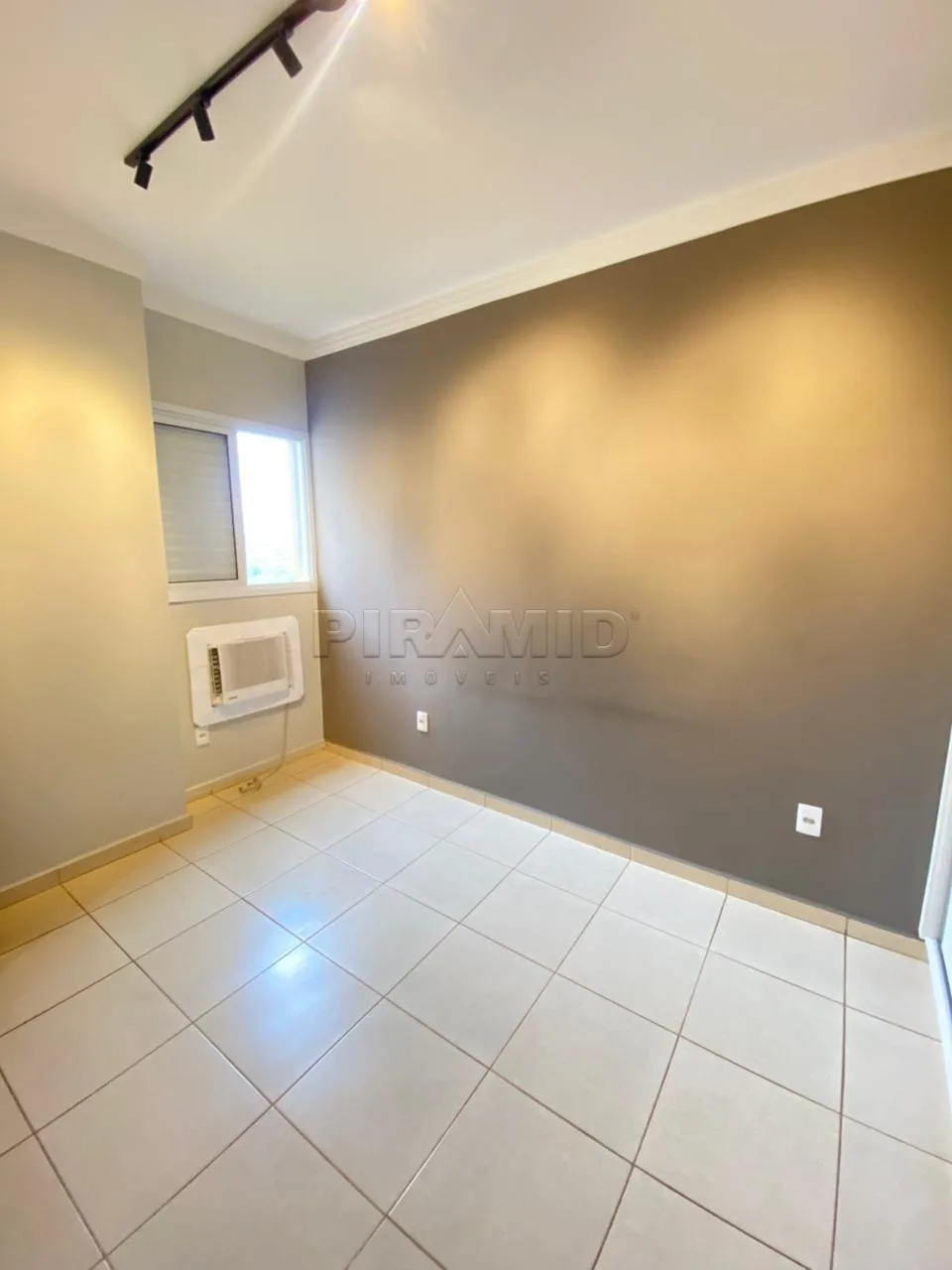 Alugar Apartamento / Padr&atilde;o em Ribeir&atilde;o Preto R$ 1.650,00 - Foto 9