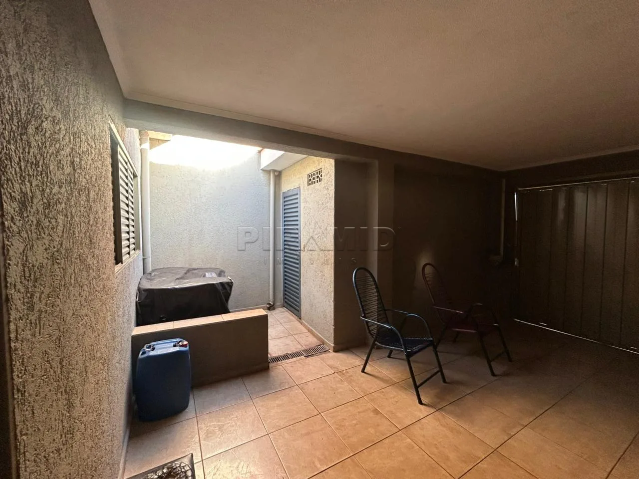 Comprar Casa / Padr&atilde;o em Ribeir&atilde;o Preto R$ 360.000,00 - Foto 2