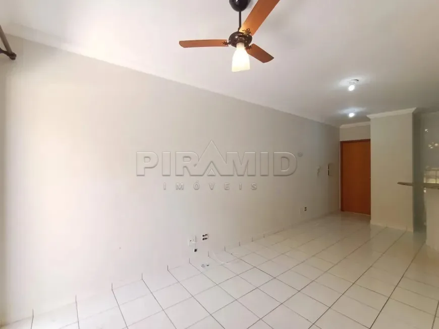 Alugar Apartamento / Padr&atilde;o em Ribeir&atilde;o Preto R$ 1.700,00 - Foto 2