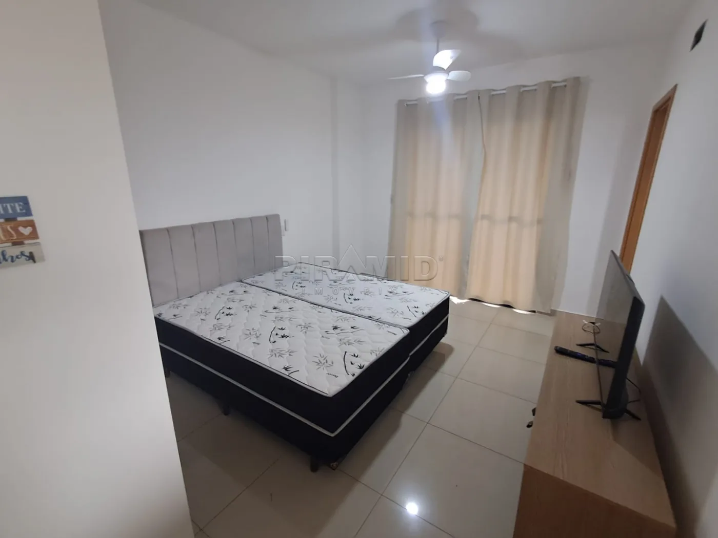 Alugar Apartamento / Kitchnet em Ribeir&atilde;o Preto R$ 2.000,00 - Foto 1