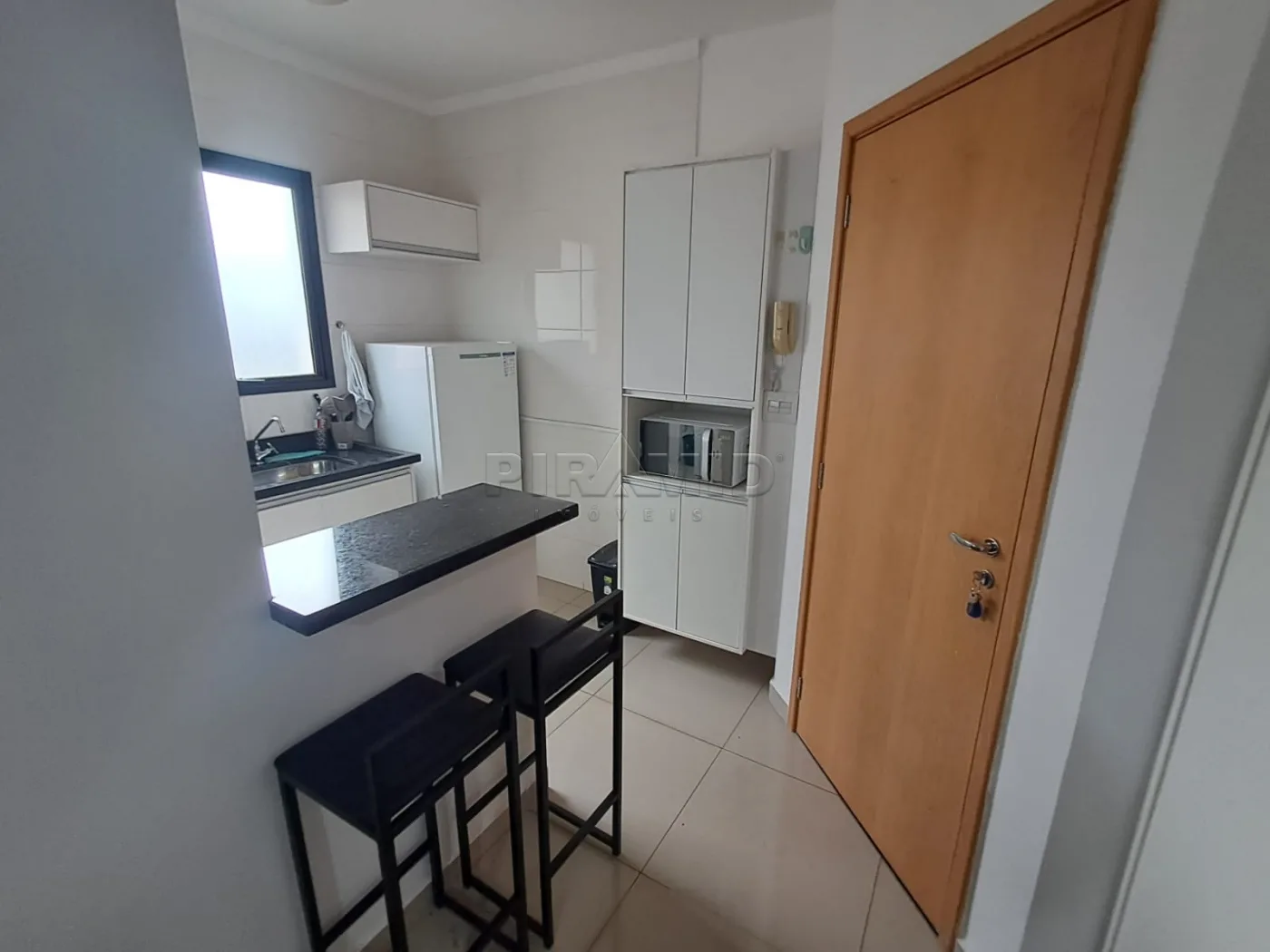 Alugar Apartamento / Kitchnet em Ribeir&atilde;o Preto R$ 2.000,00 - Foto 7