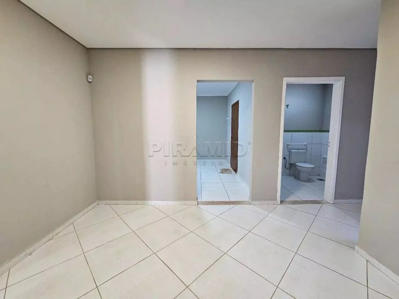 Alugar Comercial / Casa em Ribeir&atilde;o Preto R$ 4.800,00 - Foto 13