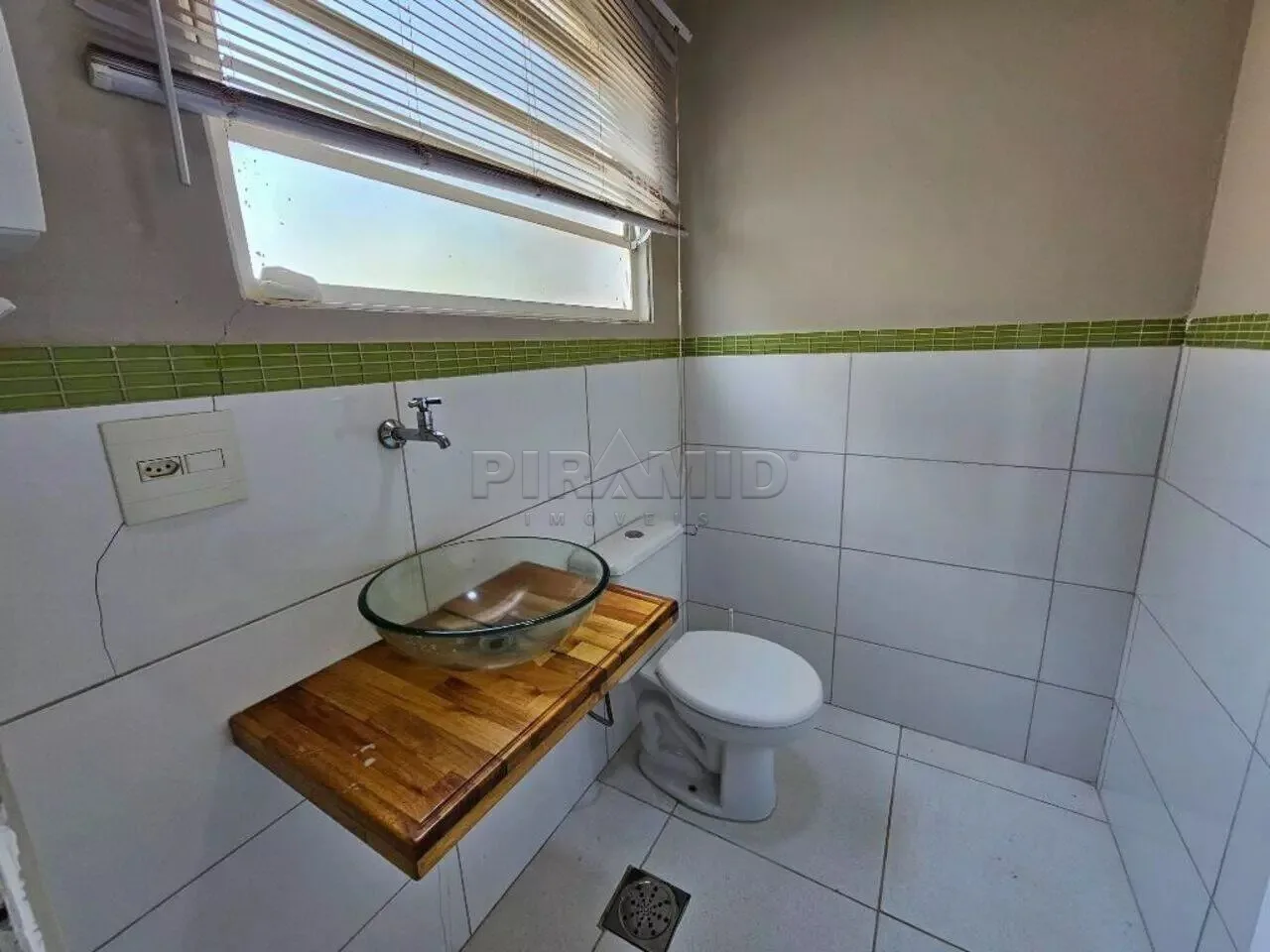 Alugar Comercial / Casa em Ribeir&atilde;o Preto R$ 4.800,00 - Foto 14