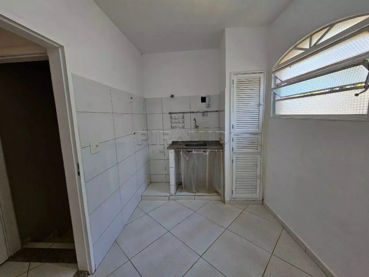 Alugar Comercial / Casa em Ribeir&atilde;o Preto R$ 4.800,00 - Foto 17