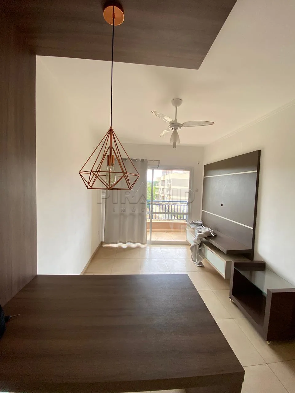 Comprar Apartamento / Padr&atilde;o em Ribeir&atilde;o Preto R$ 240.000,00 - Foto 1