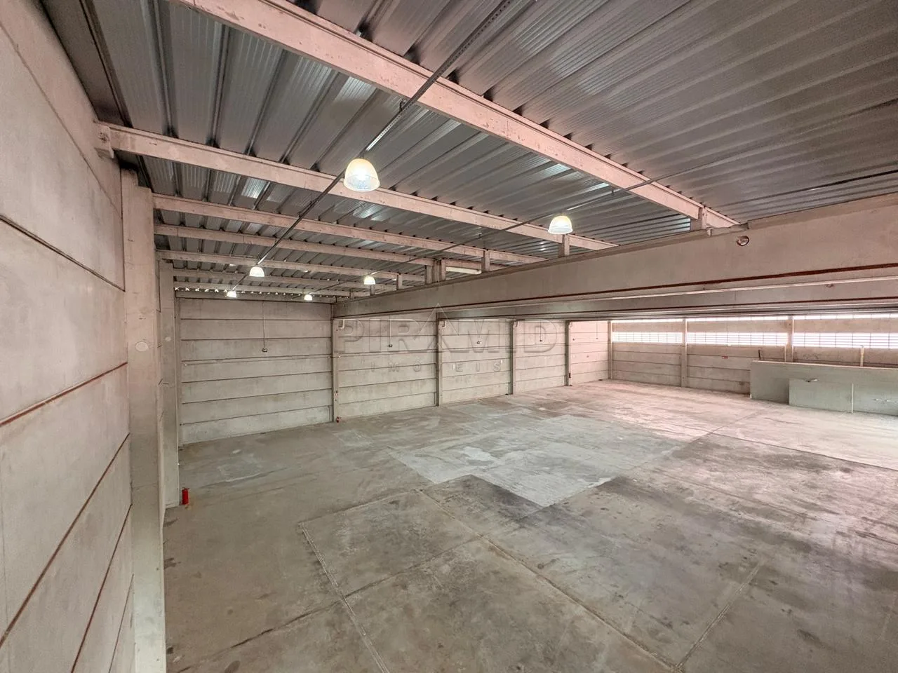 Alugar Comercial / Galp&atilde;o  Barrac&atilde;o em Ribeir&atilde;o Preto R$ 45.000,00 - Foto 13