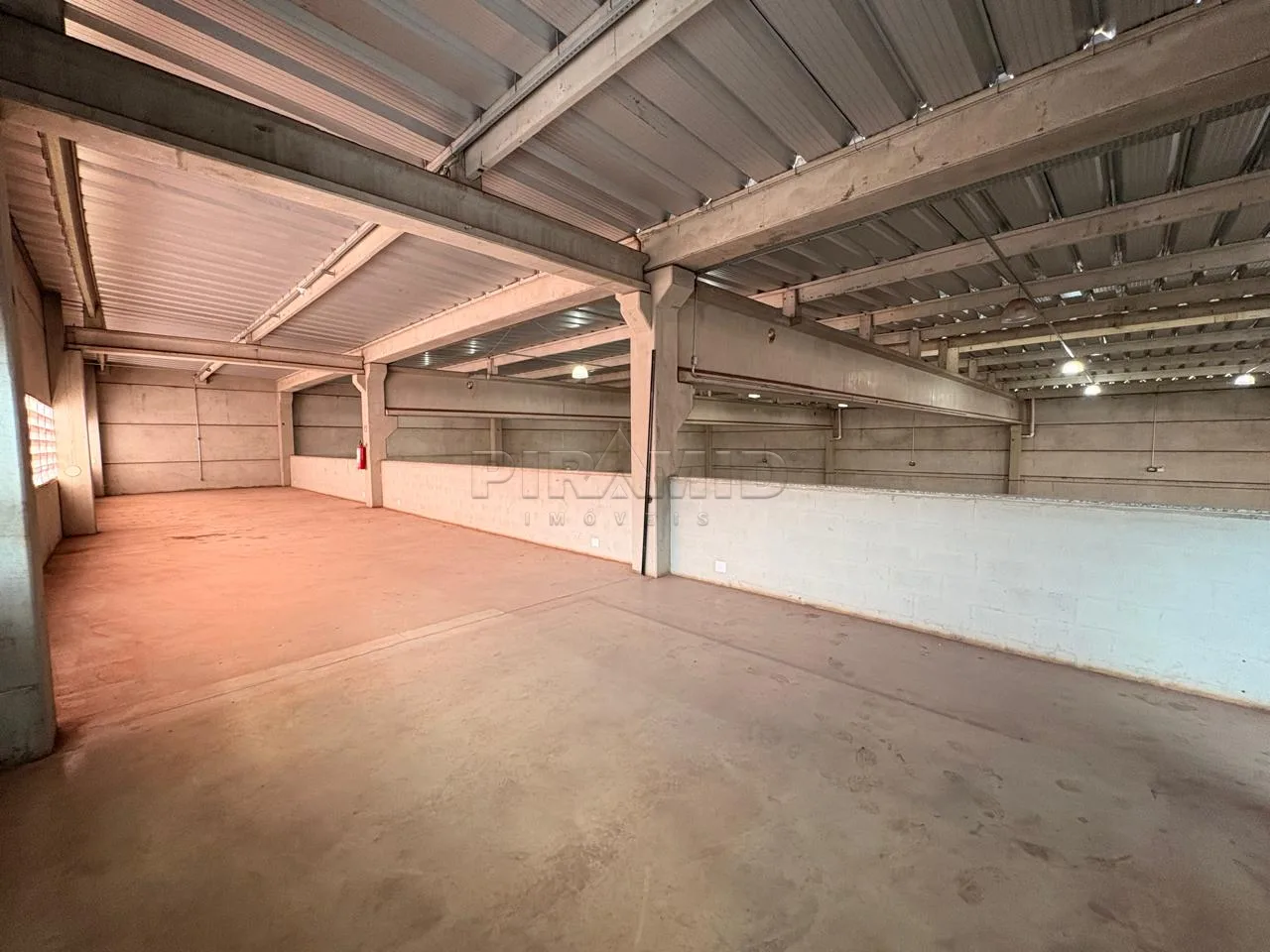 Alugar Comercial / Galp&atilde;o  Barrac&atilde;o em Ribeir&atilde;o Preto R$ 45.000,00 - Foto 24