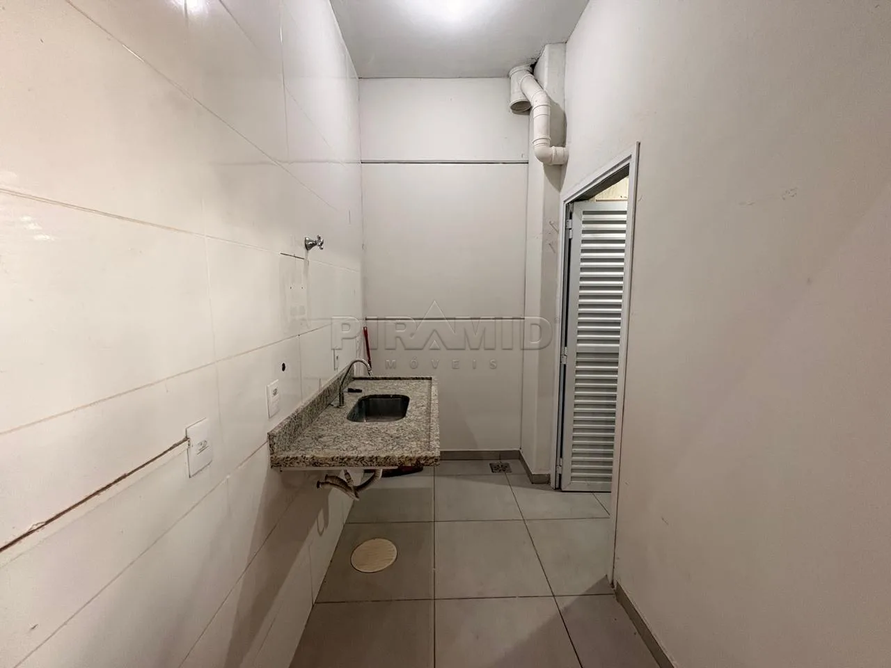 Alugar Comercial / Galp&atilde;o  Barrac&atilde;o em Ribeir&atilde;o Preto R$ 45.000,00 - Foto 32