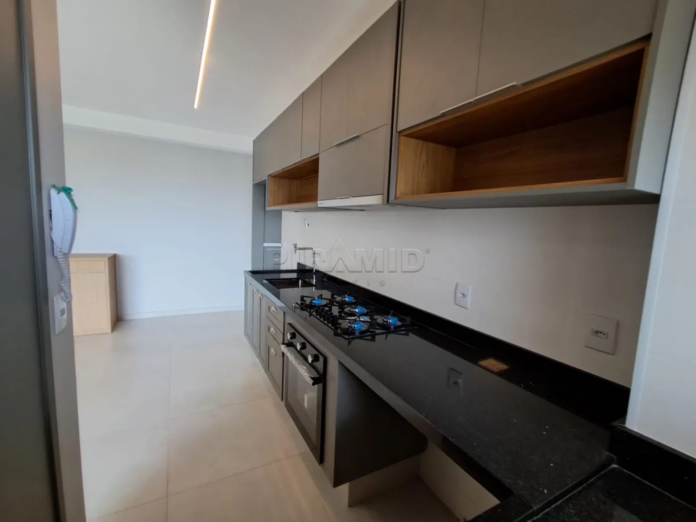 Alugar Apartamento / Padr&atilde;o em Ribeir&atilde;o Preto R$ 7.000,00 - Foto 9