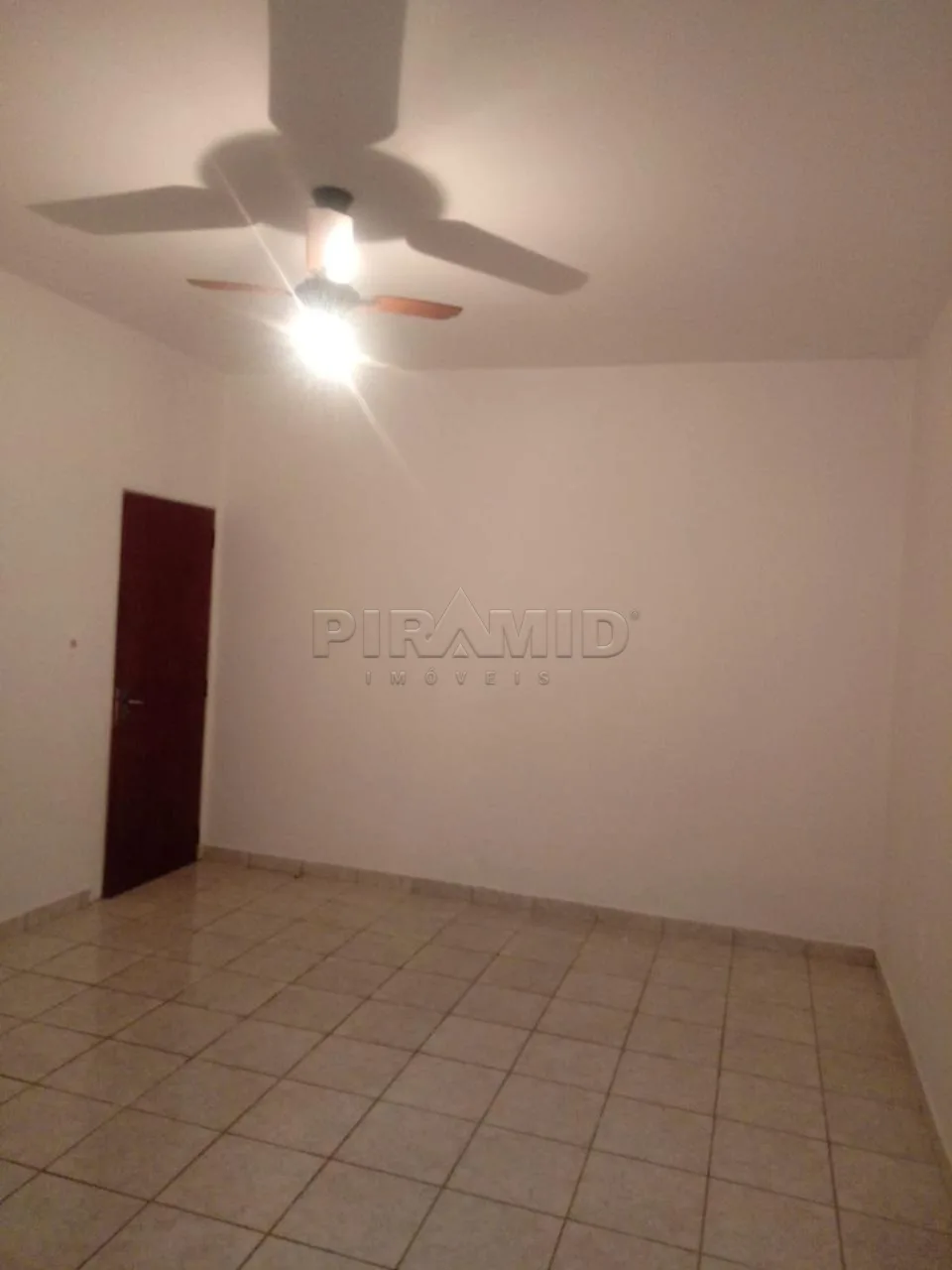 Comprar Casa / Padr&atilde;o em Ribeir&atilde;o Preto R$ 395.000,00 - Foto 9