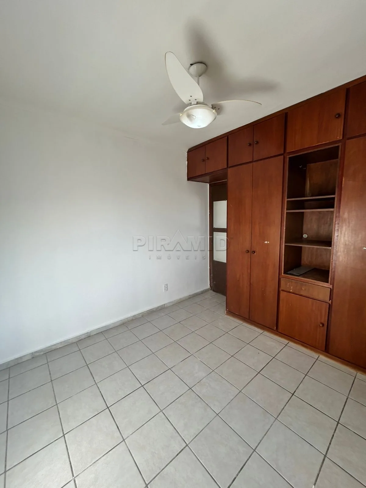 Alugar Apartamento / Padr&atilde;o em Ribeir&atilde;o Preto R$ 1.550,00 - Foto 8