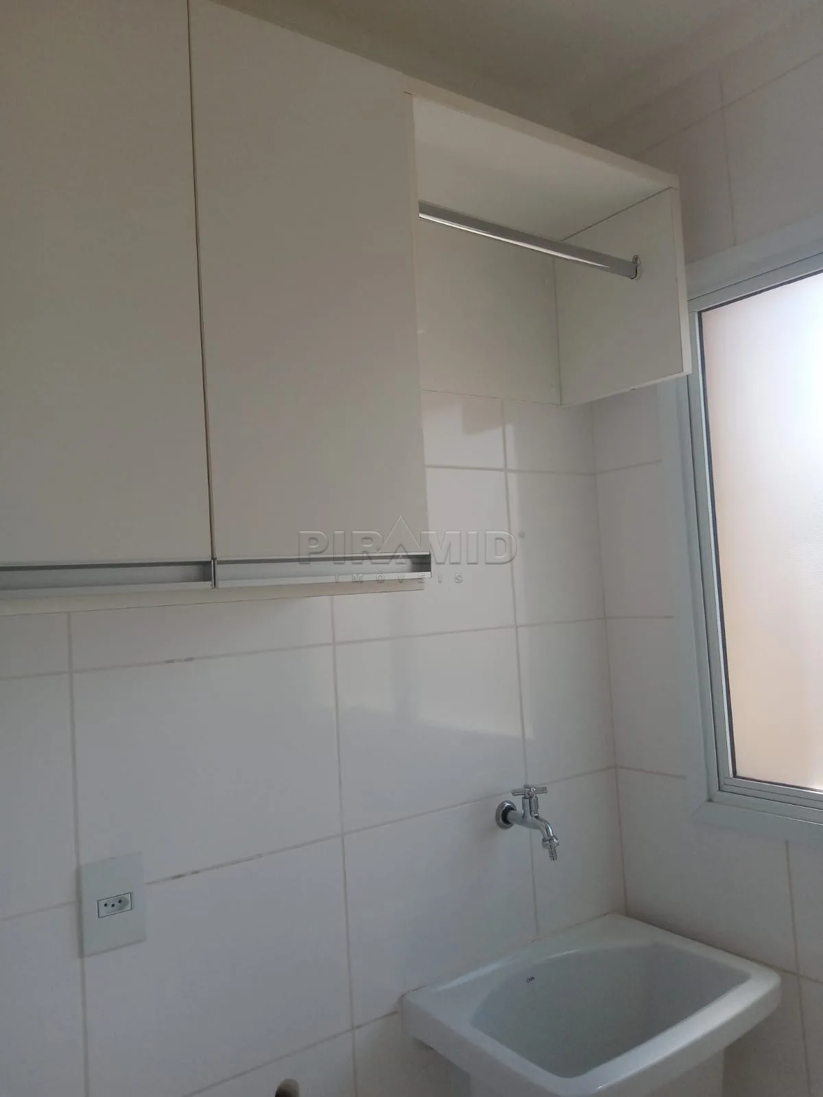 Alugar Apartamento / Padr&atilde;o em Ribeir&atilde;o Preto R$ 1.600,00 - Foto 10