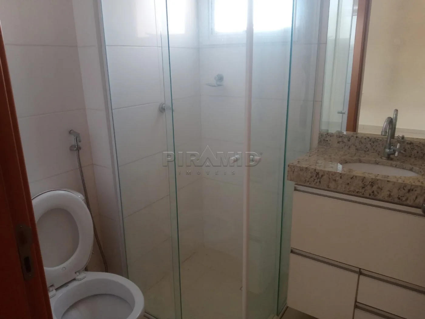 Alugar Apartamento / Padr&atilde;o em Ribeir&atilde;o Preto R$ 1.600,00 - Foto 6