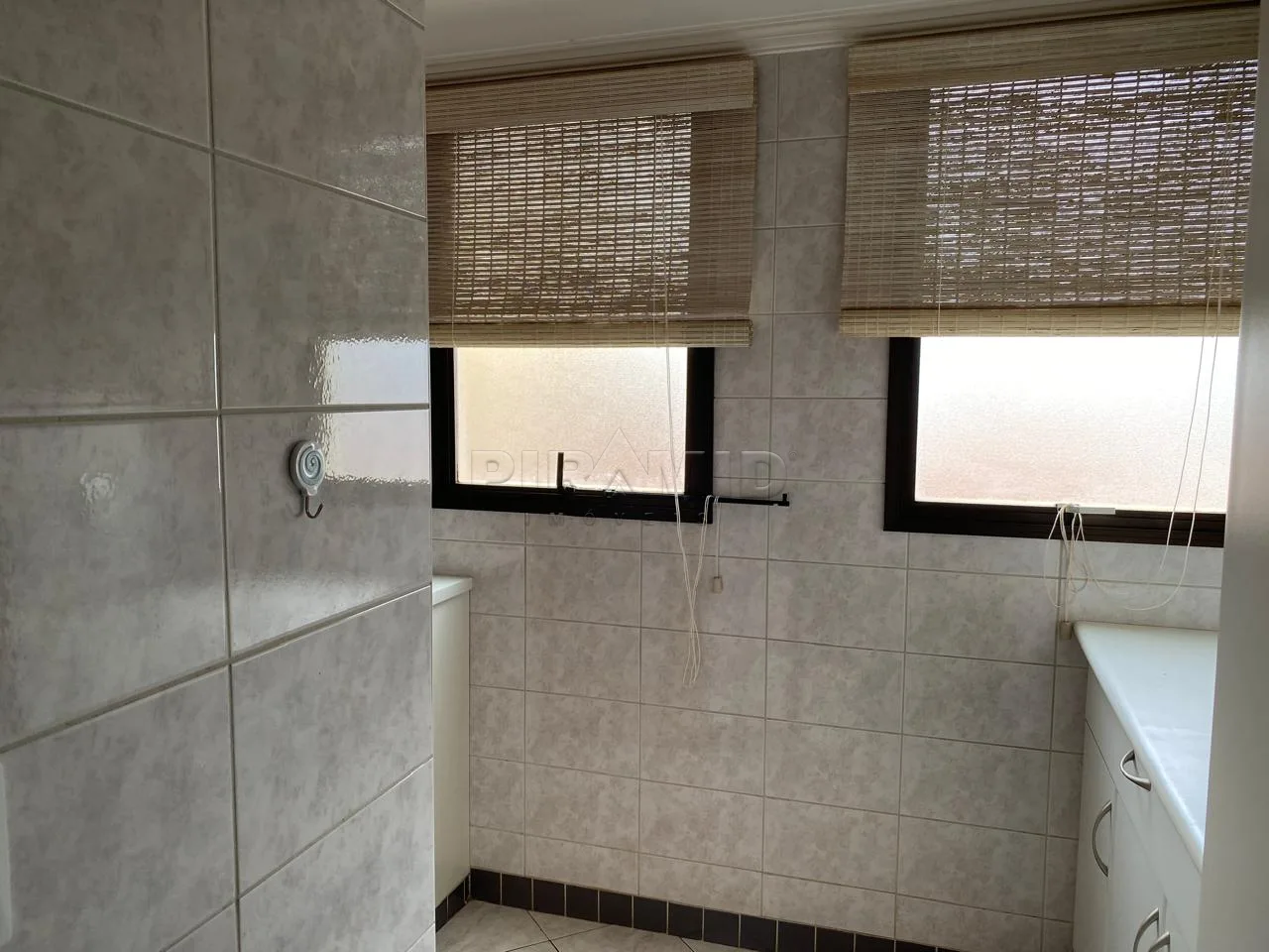 Alugar Apartamento / Padr&atilde;o em Ribeir&atilde;o Preto R$ 3.000,00 - Foto 18