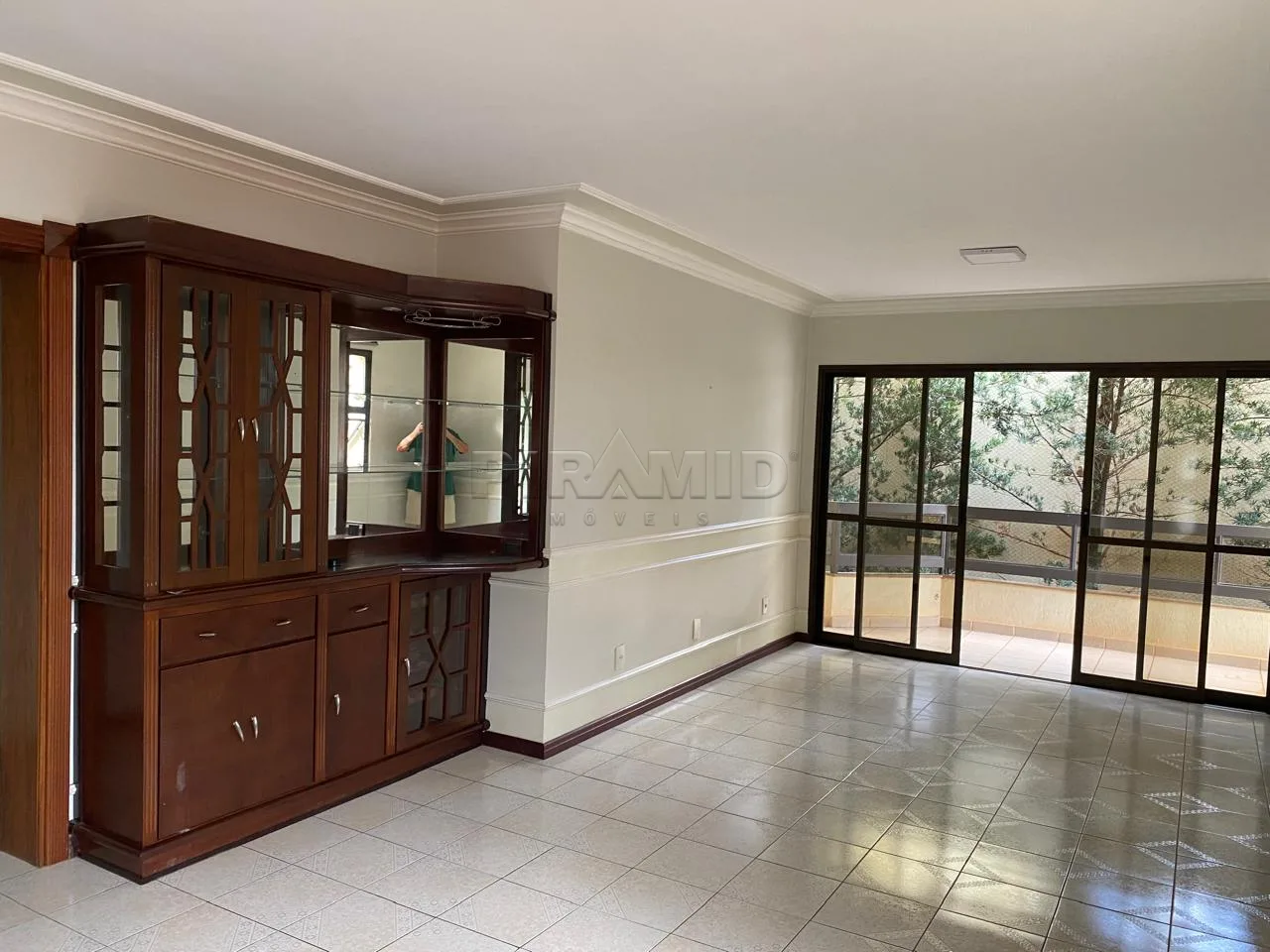 Alugar Apartamento / Padr&atilde;o em Ribeir&atilde;o Preto R$ 3.000,00 - Foto 2
