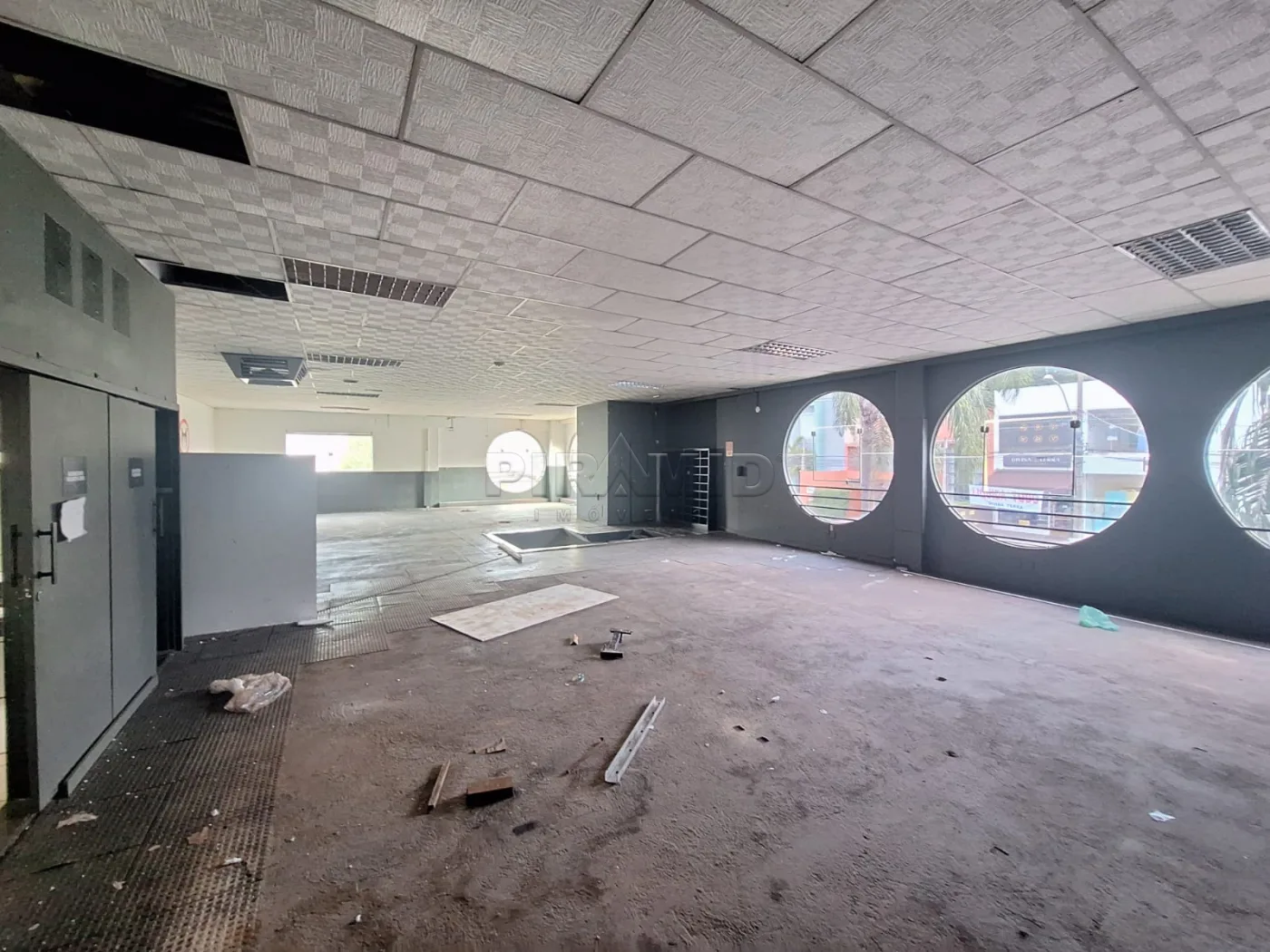 Alugar Comercial / Sal&atilde;o em Ribeir&atilde;o Preto R$ 17.000,00 - Foto 4