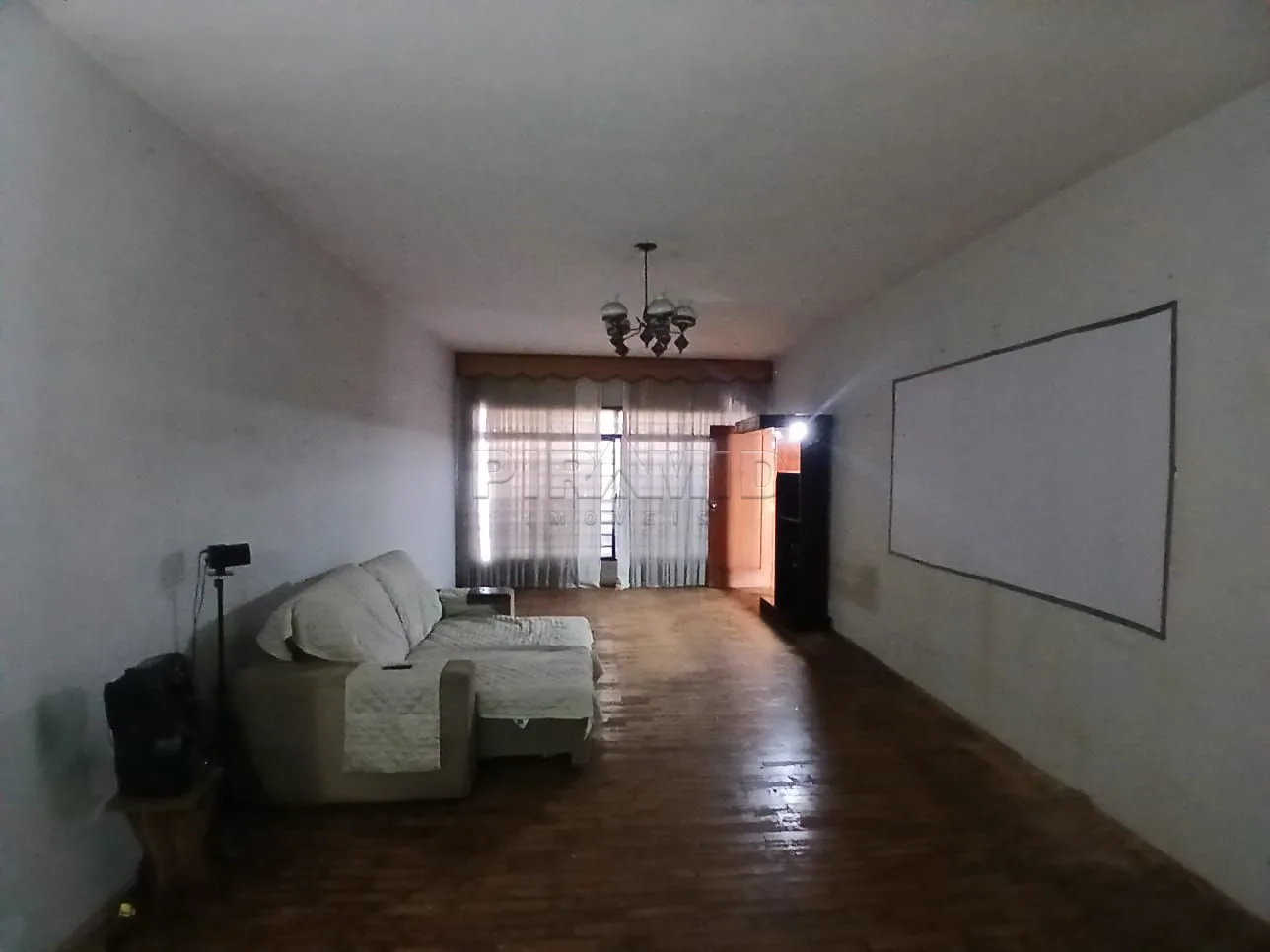 Alugar Casa / Padr&atilde;o em Ribeir&atilde;o Preto R$ 5.000,00 - Foto 2