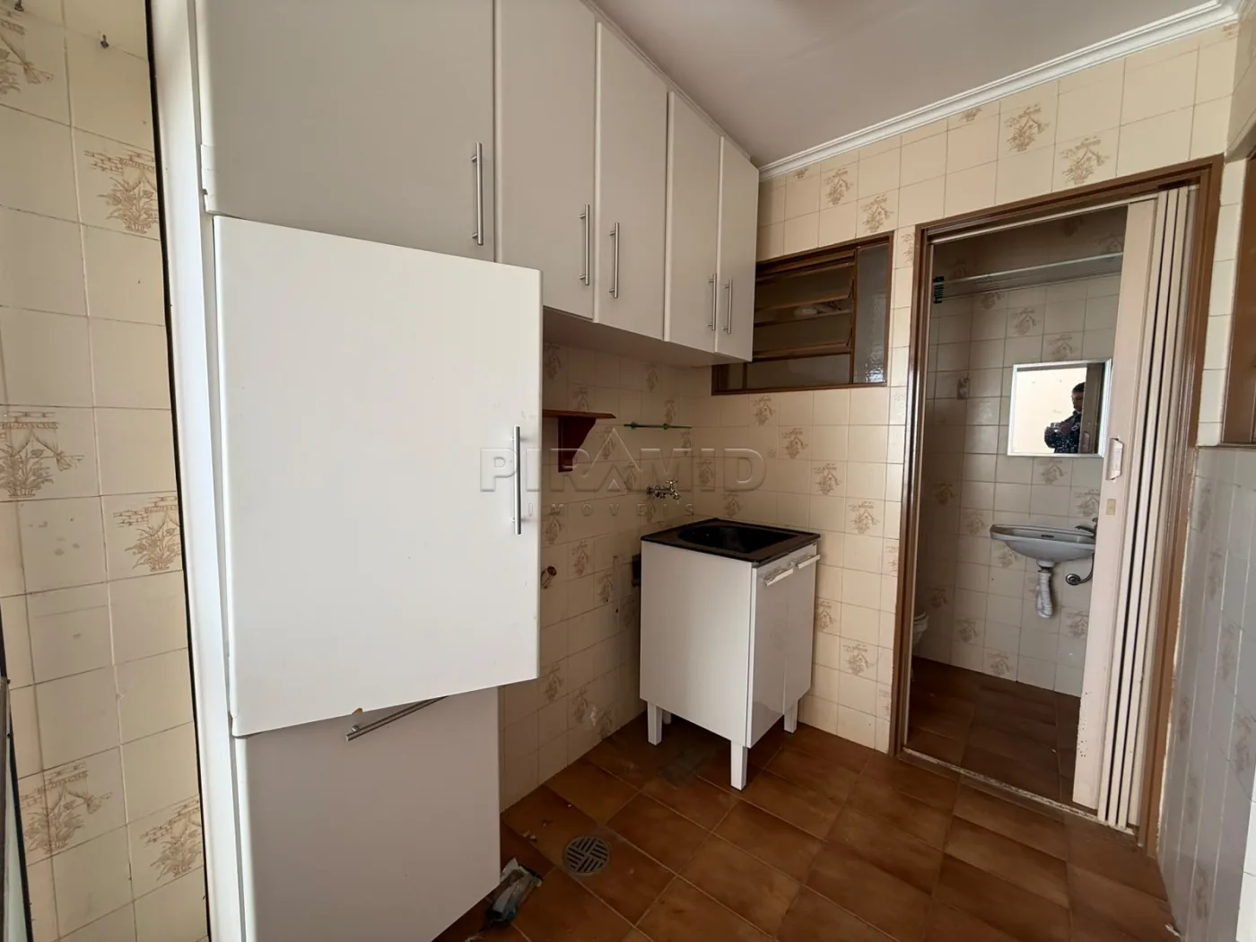Alugar Apartamento / Padr&atilde;o em Ribeir&atilde;o Preto R$ 1.700,00 - Foto 7