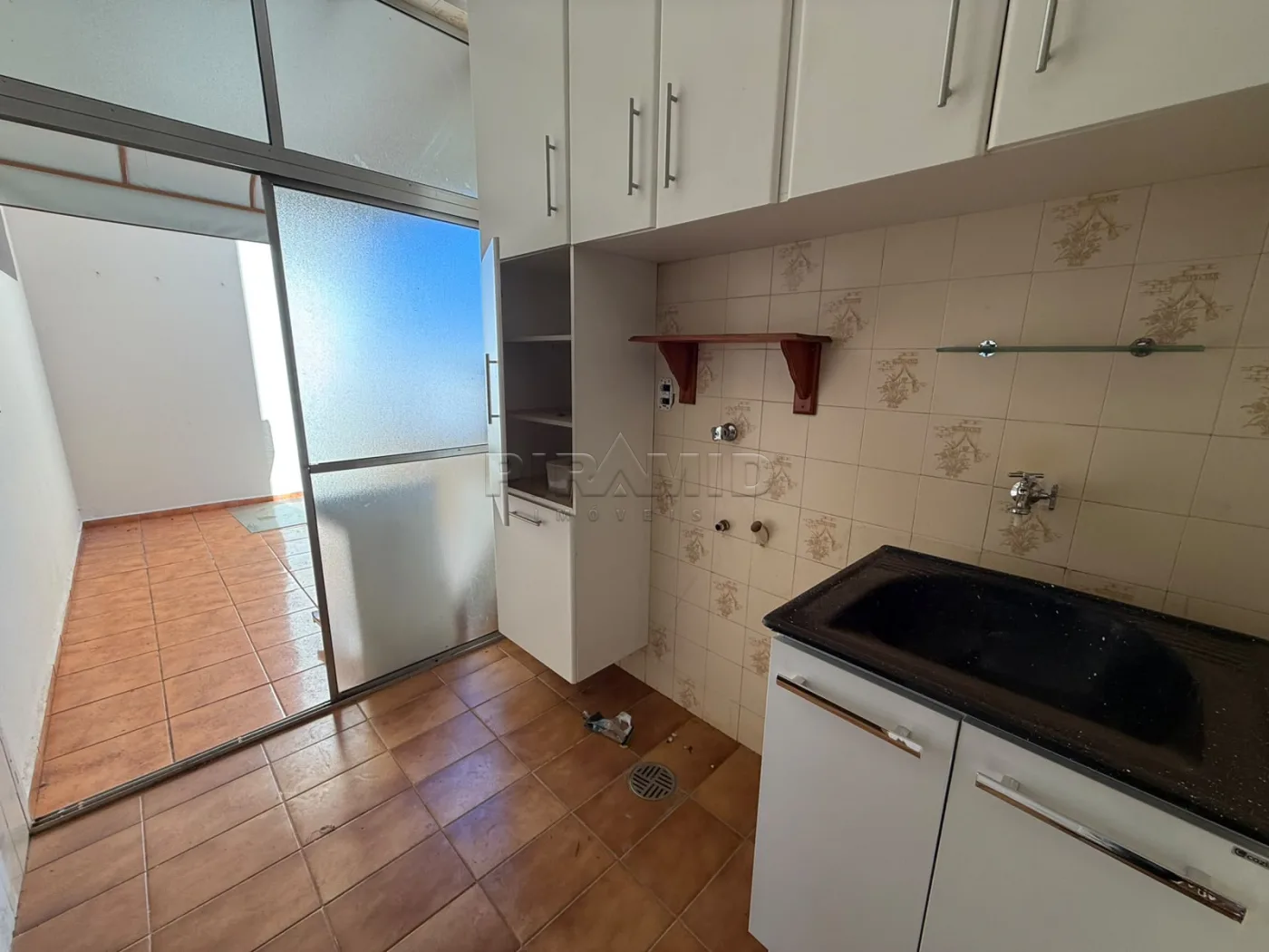 Alugar Apartamento / Padr&atilde;o em Ribeir&atilde;o Preto R$ 1.700,00 - Foto 8