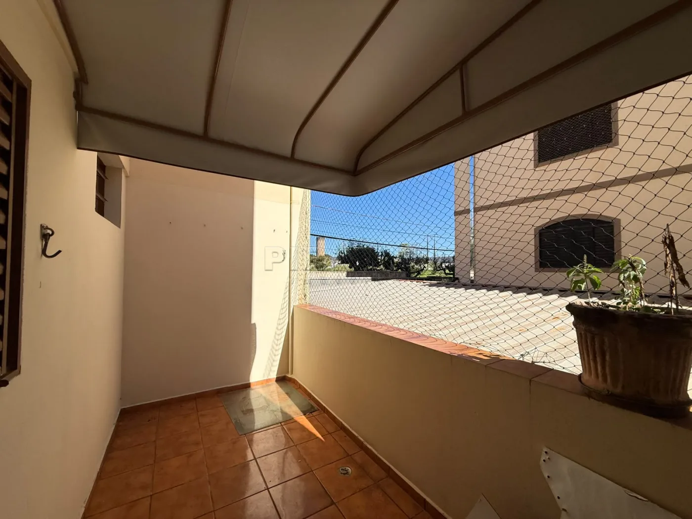 Alugar Apartamento / Padr&atilde;o em Ribeir&atilde;o Preto R$ 1.700,00 - Foto 10