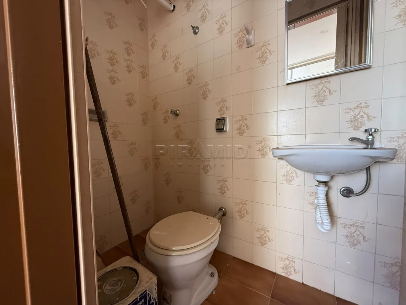 Alugar Apartamento / Padr&atilde;o em Ribeir&atilde;o Preto R$ 1.700,00 - Foto 11