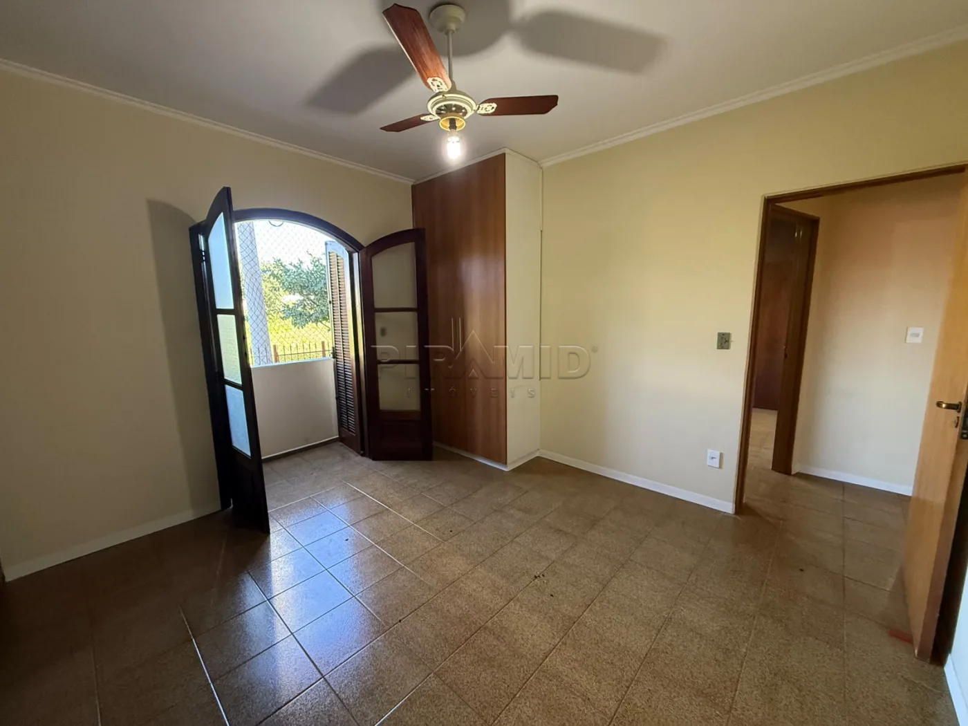Alugar Apartamento / Padr&atilde;o em Ribeir&atilde;o Preto R$ 1.700,00 - Foto 15