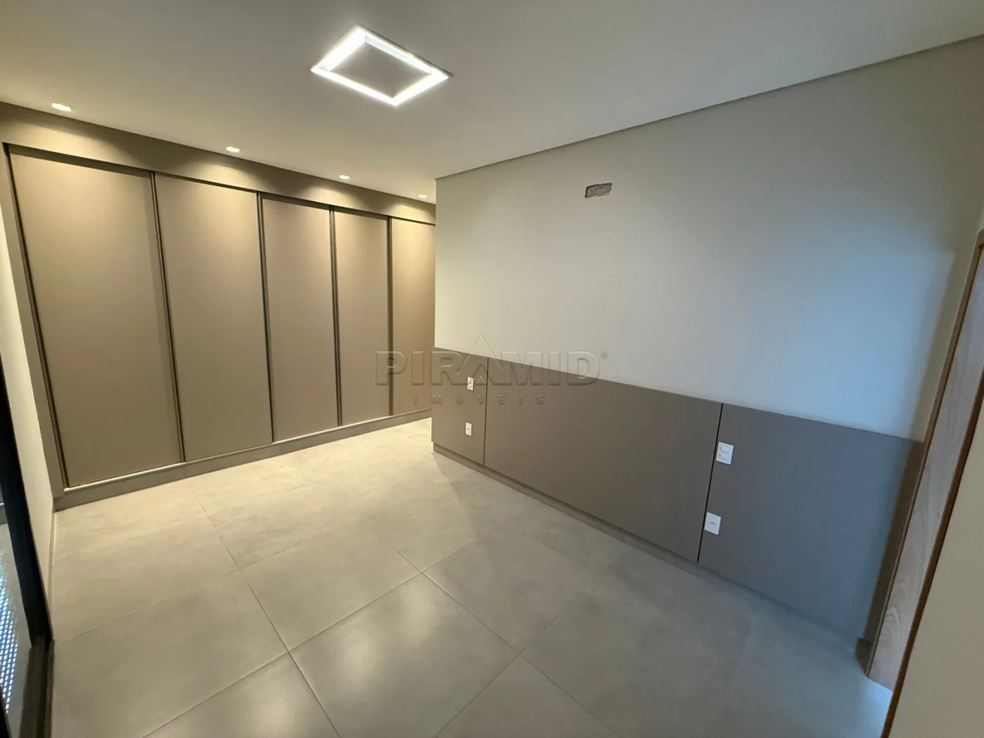 Comprar Casa / Condom&iacute;nio em Ribeir&atilde;o Preto R$ 1.150.000,00 - Foto 4