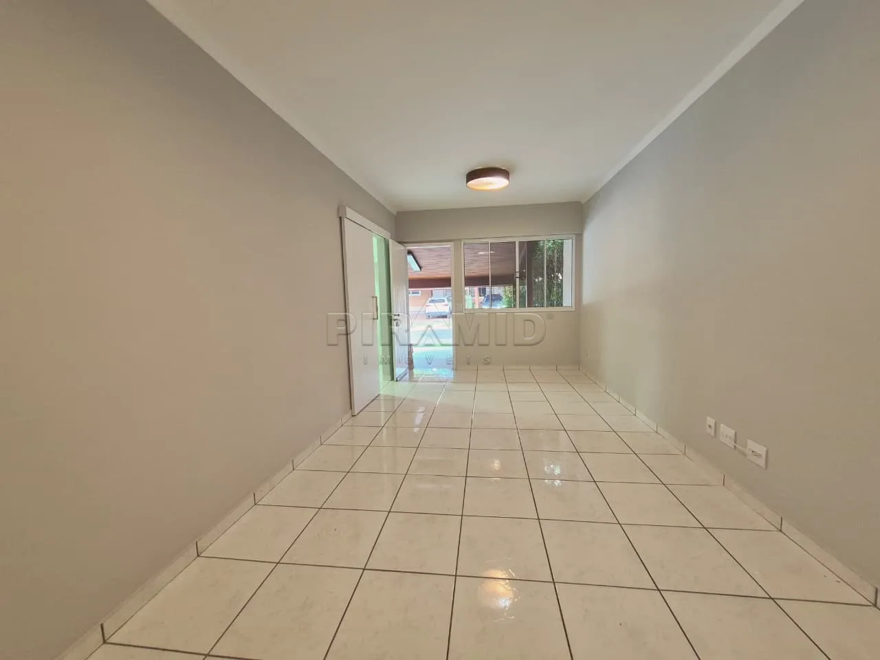 Alugar Casa / Condom&iacute;nio em Ribeir&atilde;o Preto R$ 4.000,00 - Foto 2