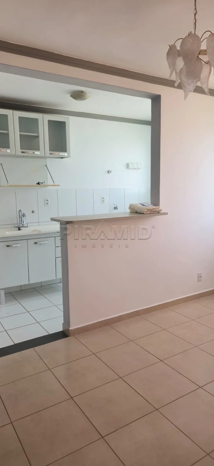 Alugar Apartamento / Padr&atilde;o em Ribeir&atilde;o Preto R$ 1.550,00 - Foto 3