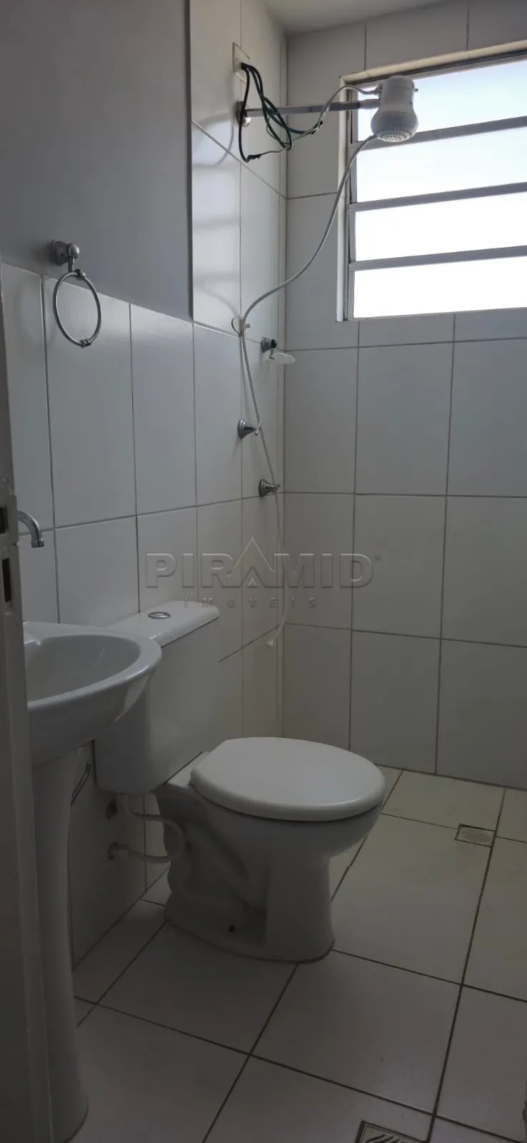 Alugar Apartamento / Padr&atilde;o em Ribeir&atilde;o Preto R$ 1.550,00 - Foto 12