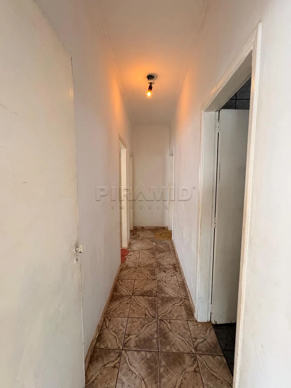 Alugar Casa / Padr&atilde;o em Ribeir&atilde;o Preto R$ 2.200,00 - Foto 9