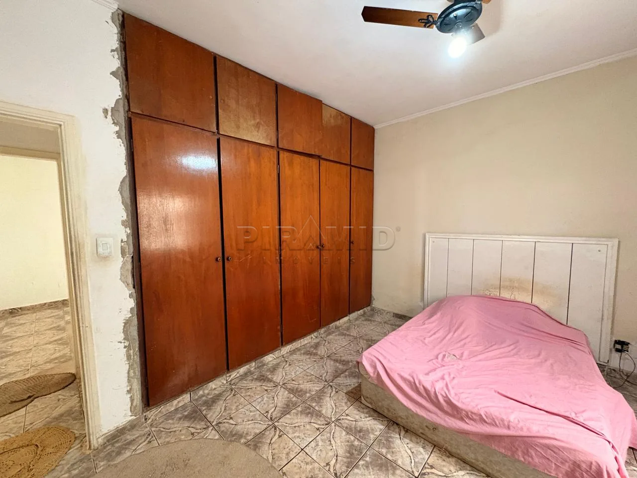 Alugar Casa / Padr&atilde;o em Ribeir&atilde;o Preto R$ 2.200,00 - Foto 15