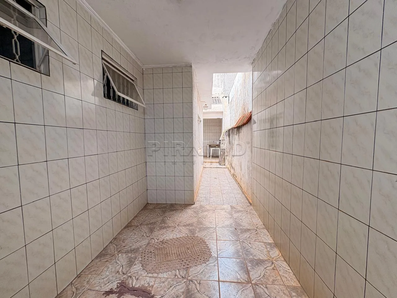 Alugar Casa / Padr&atilde;o em Ribeir&atilde;o Preto R$ 2.200,00 - Foto 17
