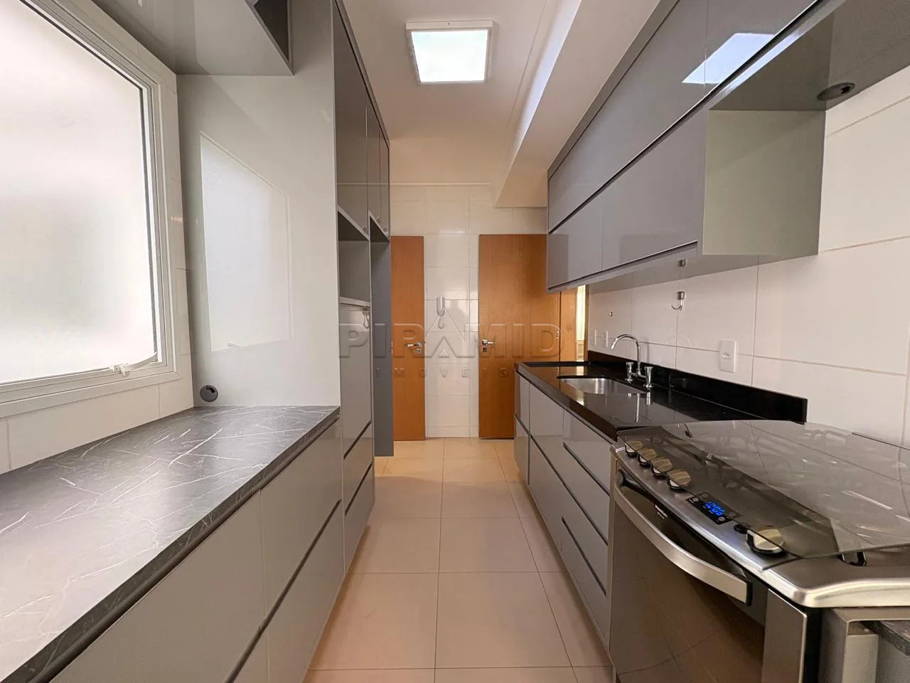 Comprar Apartamento / Padr&atilde;o em Ribeir&atilde;o Preto R$ 980.000,00 - Foto 12