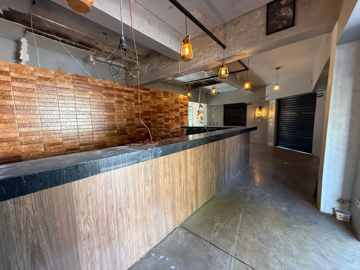 Alugar Comercial / Sal&atilde;o em Ribeir&atilde;o Preto R$ 5.000,00 - Foto 3