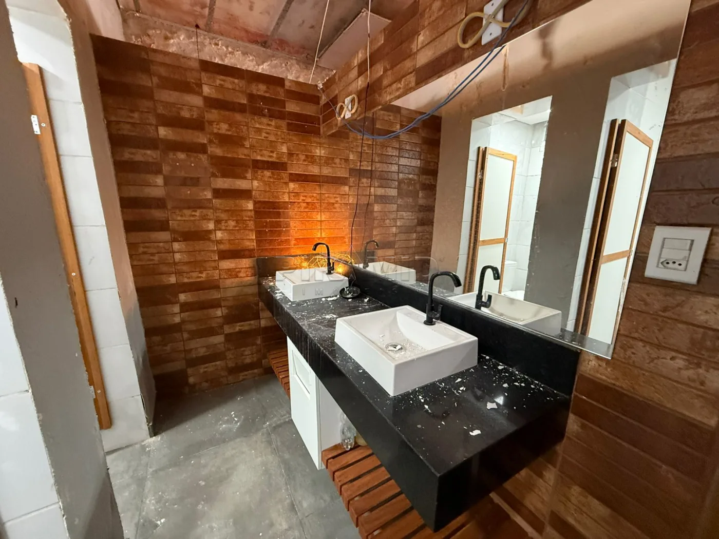 Alugar Comercial / Sal&atilde;o em Ribeir&atilde;o Preto R$ 5.000,00 - Foto 6