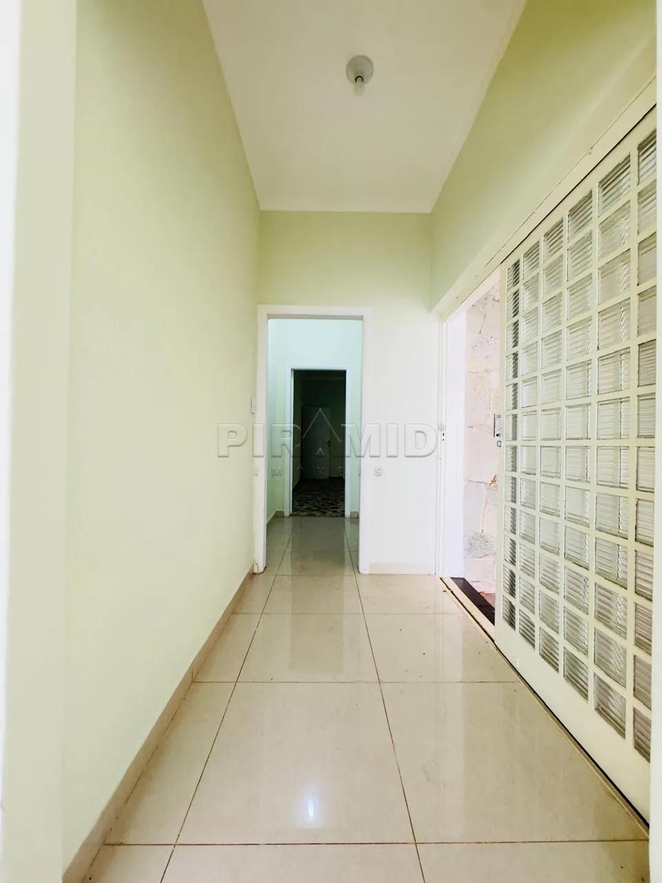 Alugar Casa / Padr&atilde;o em Ribeir&atilde;o Preto R$ 3.500,00 - Foto 3