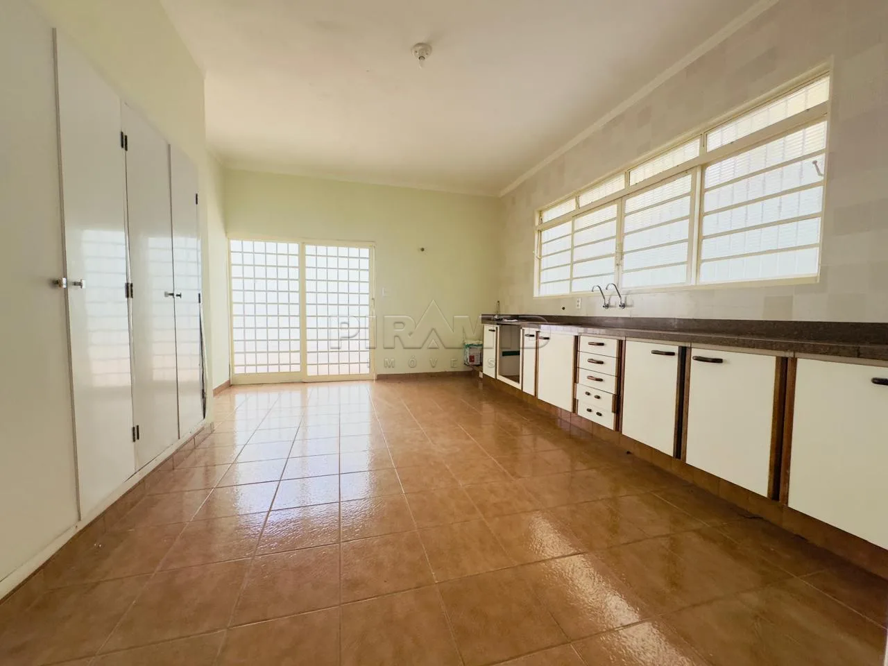 Alugar Casa / Padr&atilde;o em Ribeir&atilde;o Preto R$ 3.500,00 - Foto 5
