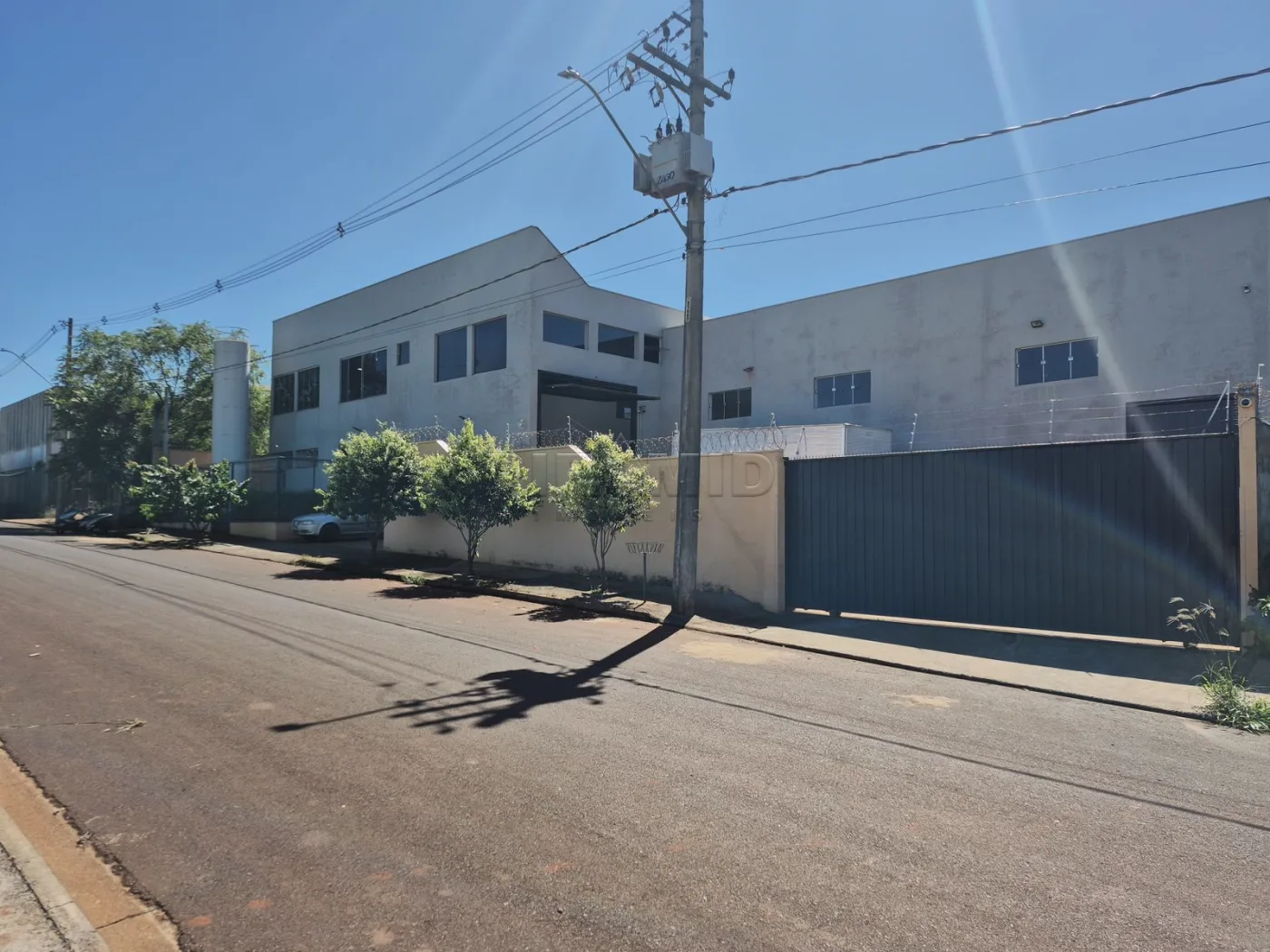 Alugar Comercial / Galp&atilde;o  Barrac&atilde;o em Jardin&oacute;polis R$ 35.000,00 - Foto 1