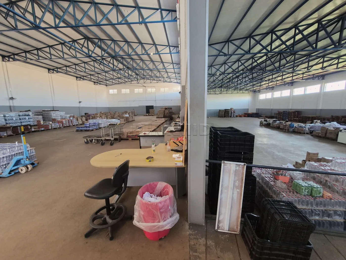 Alugar Comercial / Galp&atilde;o  Barrac&atilde;o em Jardin&oacute;polis R$ 35.000,00 - Foto 18