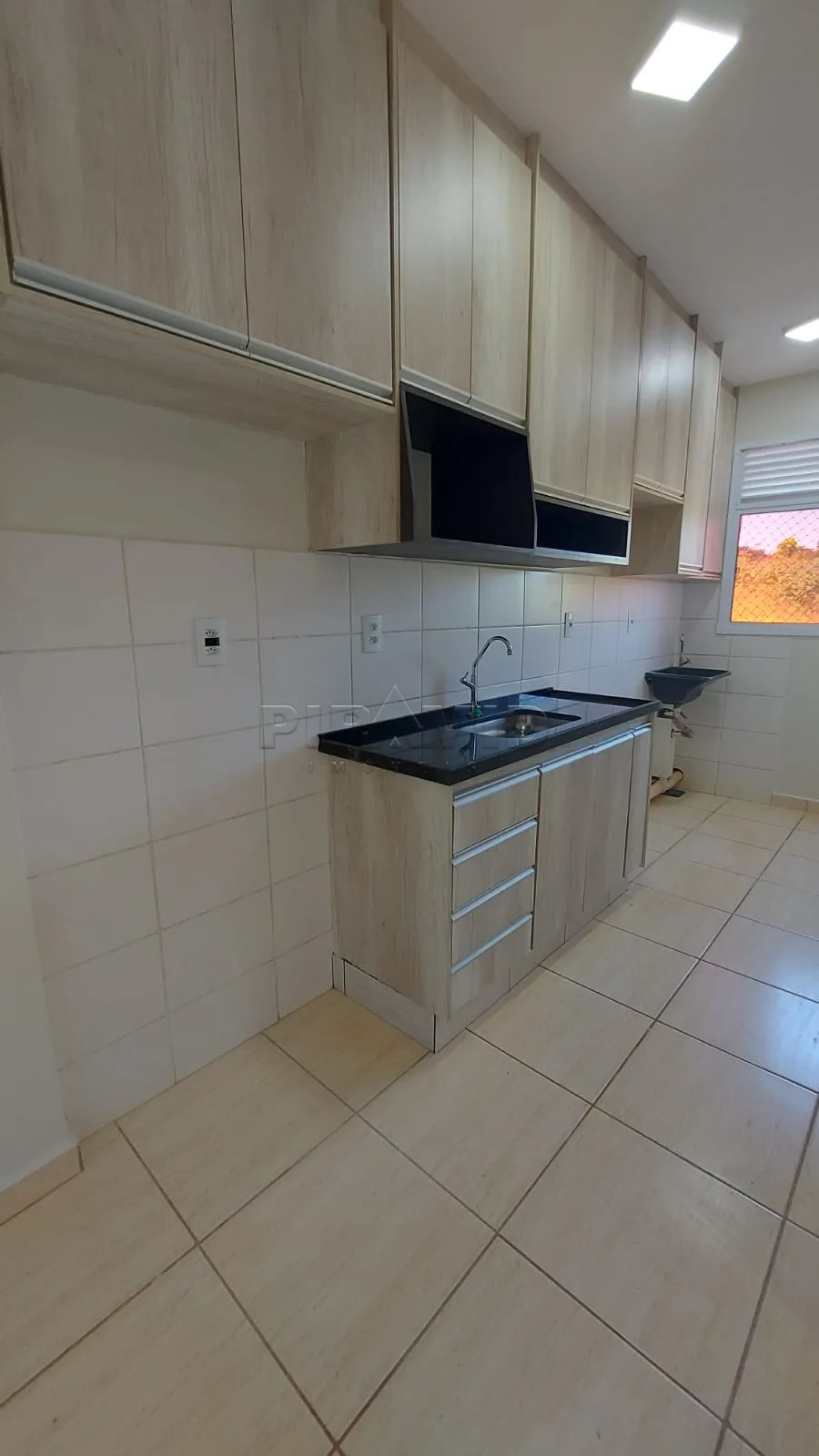 Alugar Apartamento / Padr&atilde;o em Bonfim Paulista R$ 1.300,00 - Foto 4
