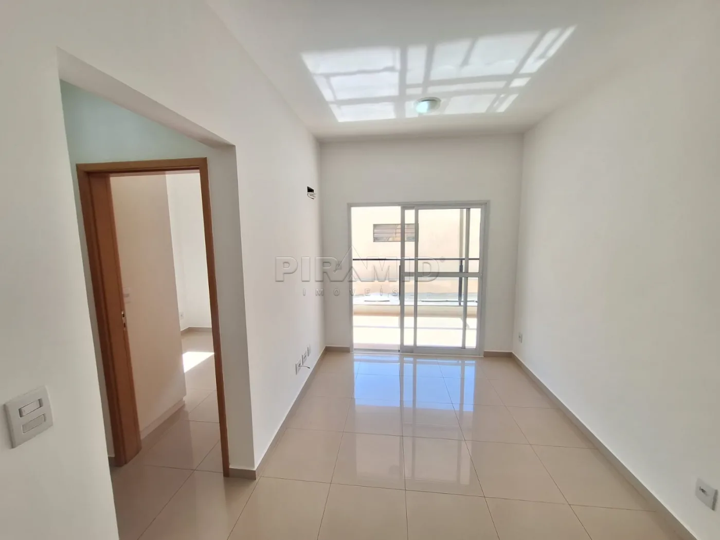 Comprar Apartamento / Padr&atilde;o em Ribeir&atilde;o Preto R$ 400.000,00 - Foto 2