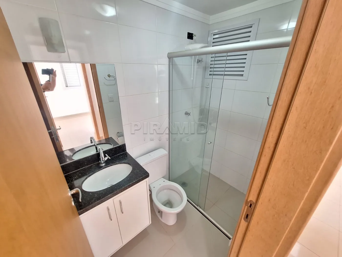 Comprar Apartamento / Padr&atilde;o em Ribeir&atilde;o Preto R$ 400.000,00 - Foto 5