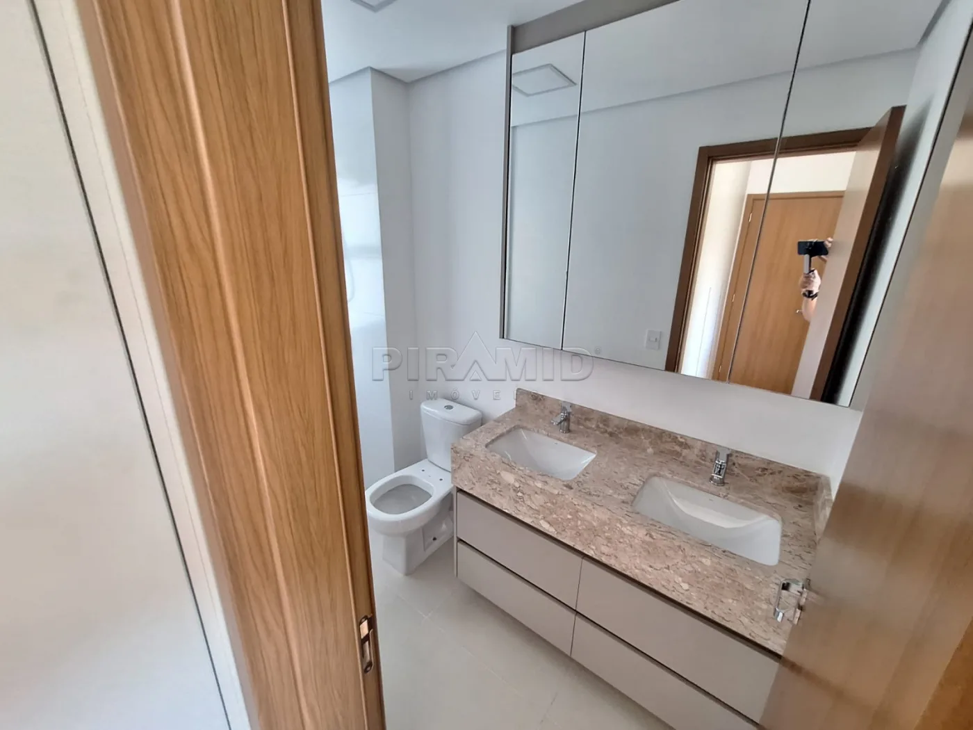 Alugar Apartamento / Padr&atilde;o em Ribeir&atilde;o Preto R$ 6.000,00 - Foto 18