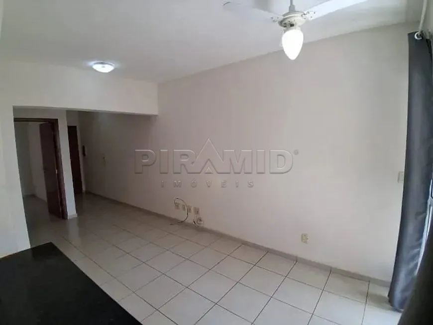 Alugar Apartamento / Padr&atilde;o em Ribeir&atilde;o Preto R$ 1.750,00 - Foto 2