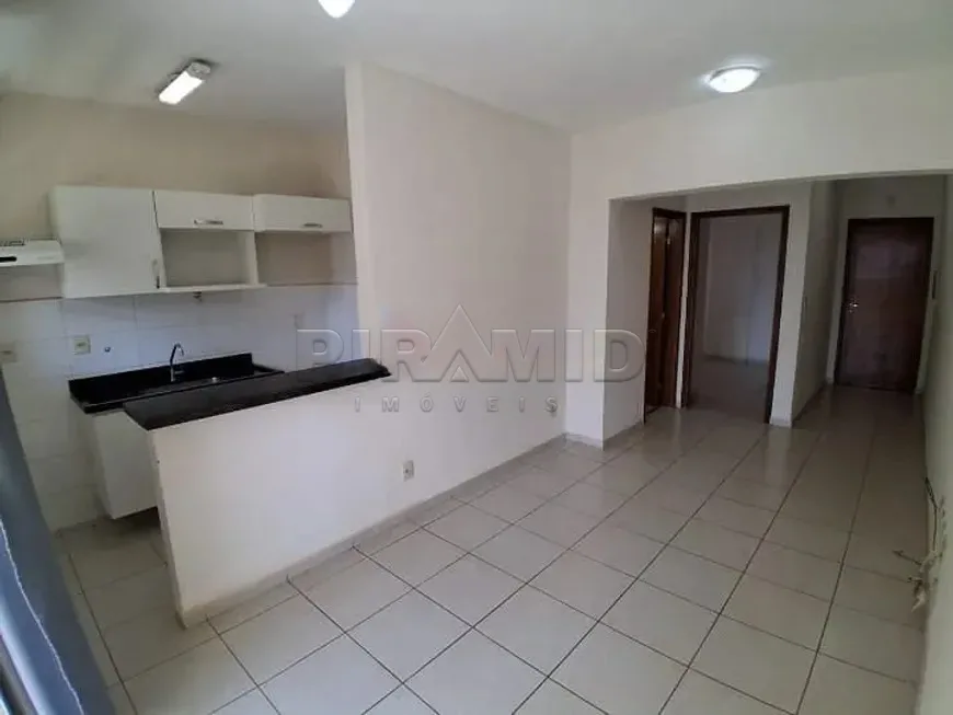 Alugar Apartamento / Padr&atilde;o em Ribeir&atilde;o Preto R$ 1.750,00 - Foto 3