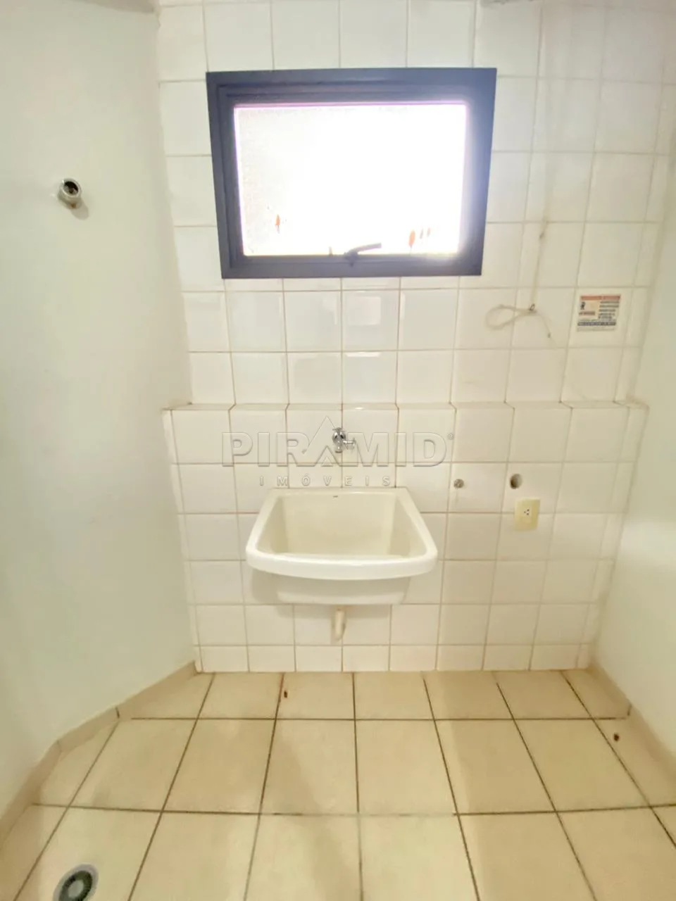 Alugar Apartamento / Padr&atilde;o em Ribeir&atilde;o Preto R$ 1.400,00 - Foto 8