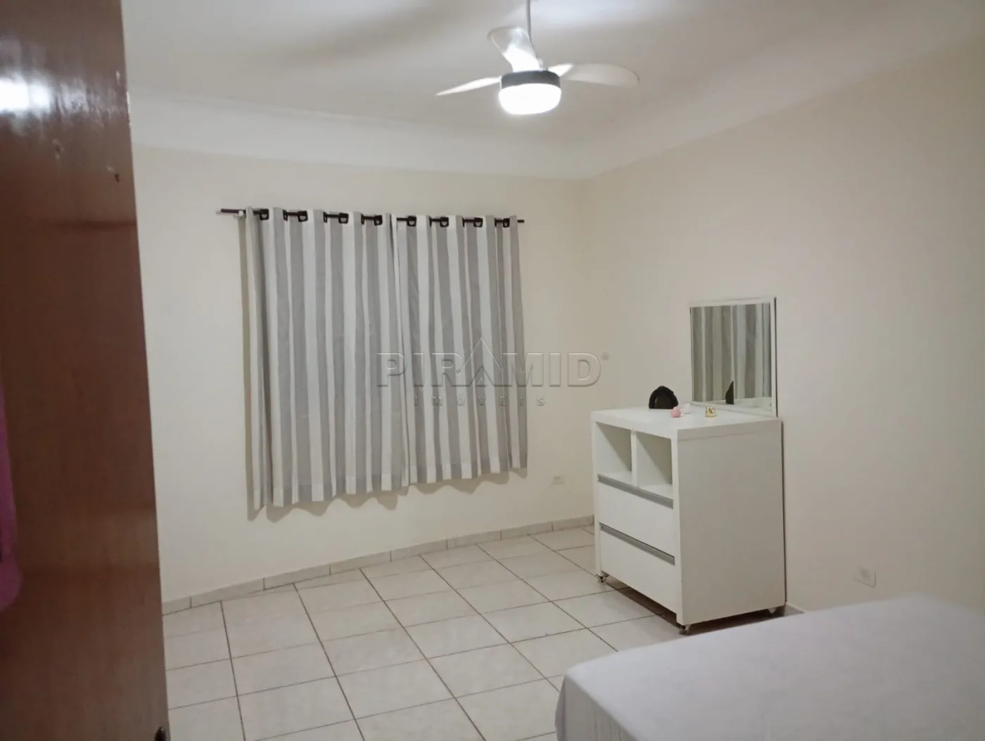 Alugar Casa / Padr&atilde;o em Ribeir&atilde;o Preto R$ 3.500,00 - Foto 13