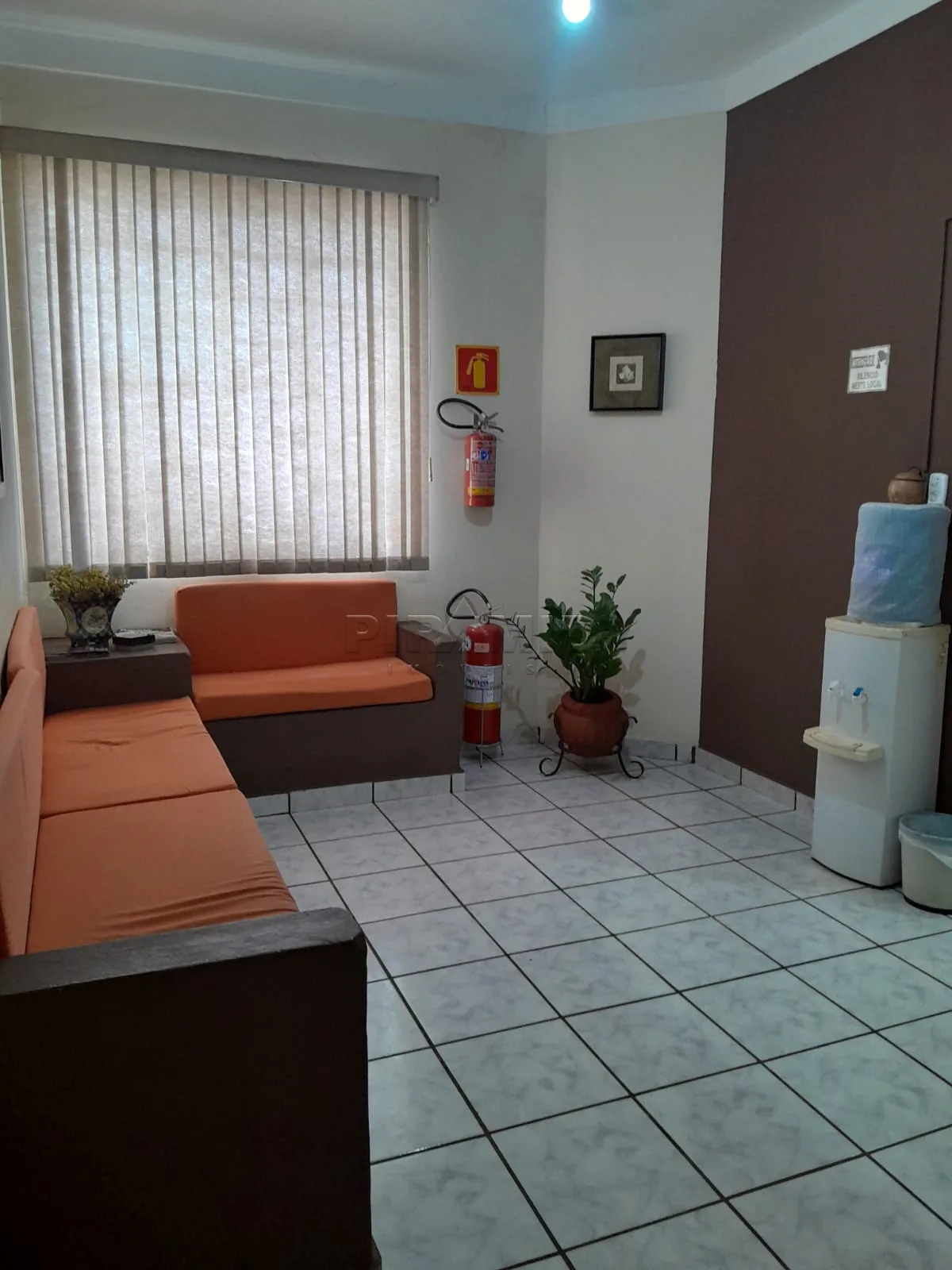 Comprar Comercial / Casa em Ribeir&atilde;o Preto R$ 360.000,00 - Foto 2